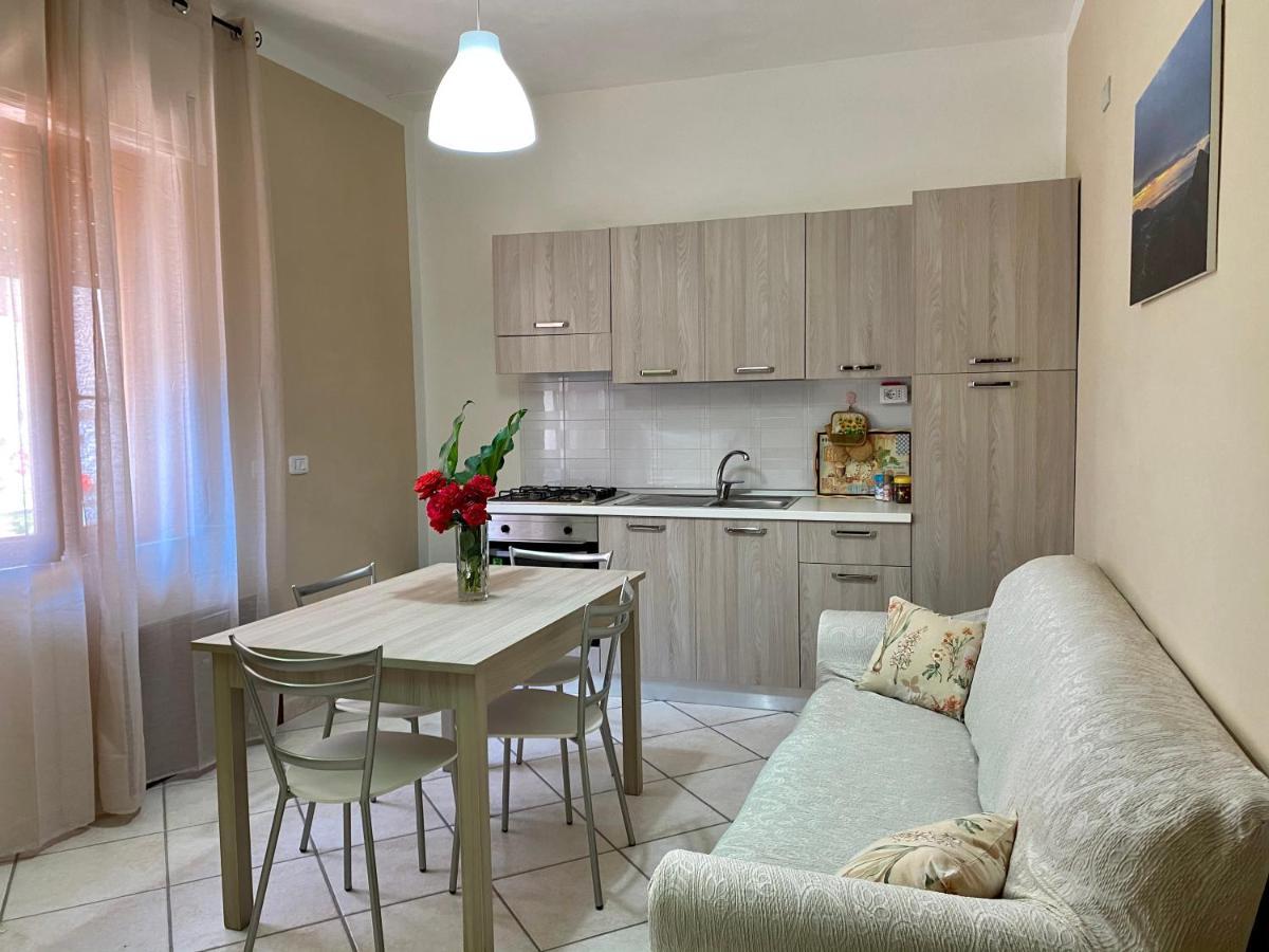 Appartamento Il Geranio Trentinara Esterno foto
