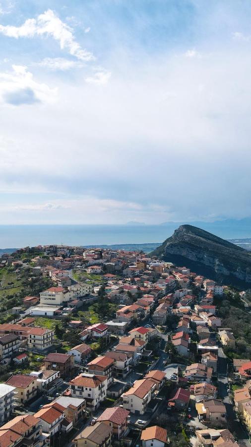 Appartamento Il Geranio Trentinara Esterno foto